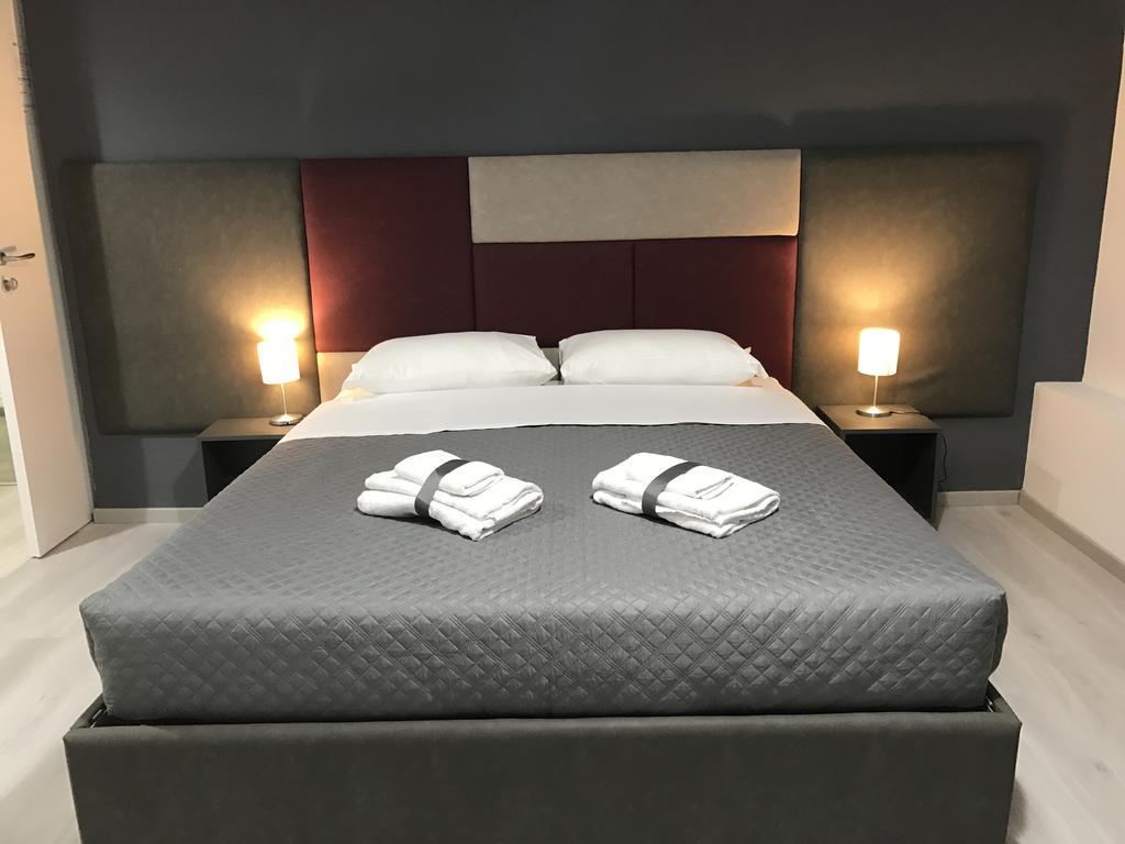 Sensation House Bed & Breakfast Roma Eksteriør bilde